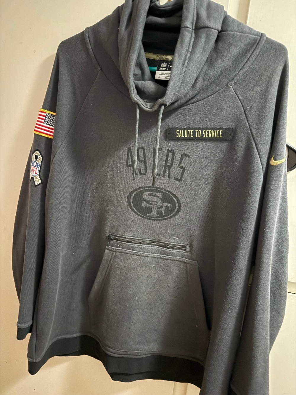 49ers salute to service hoodie